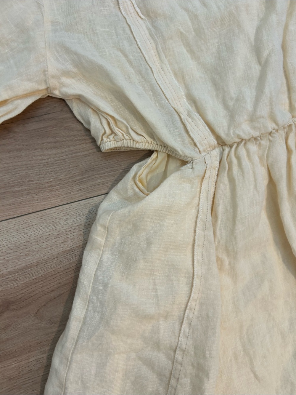 Zara Pale Yellow Linen Dress with Puff Sleeves - Picture 3 of 5
